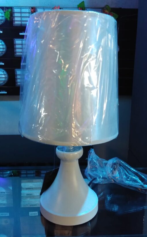 Lampu Meja T5780 A